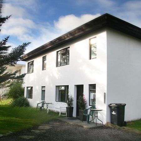 Husavik Guesthouse Экстерьер фото
